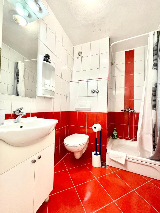 Apartments Trapula 希贝尼克 外观 照片