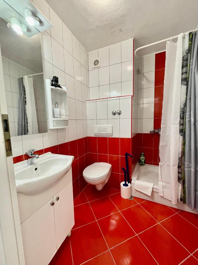Apartments Trapula 希贝尼克 外观 照片