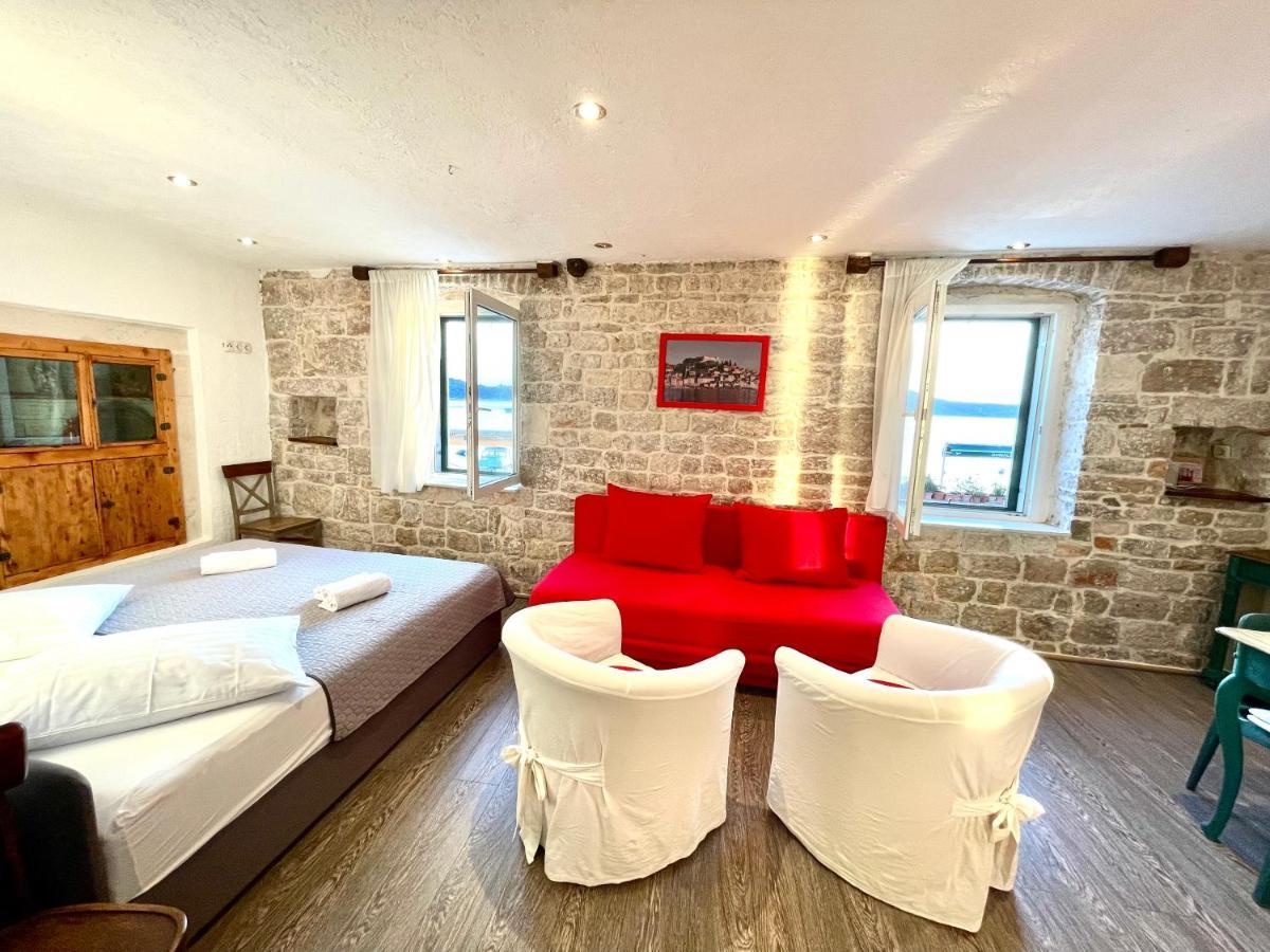 Apartments Trapula 希贝尼克 外观 照片
