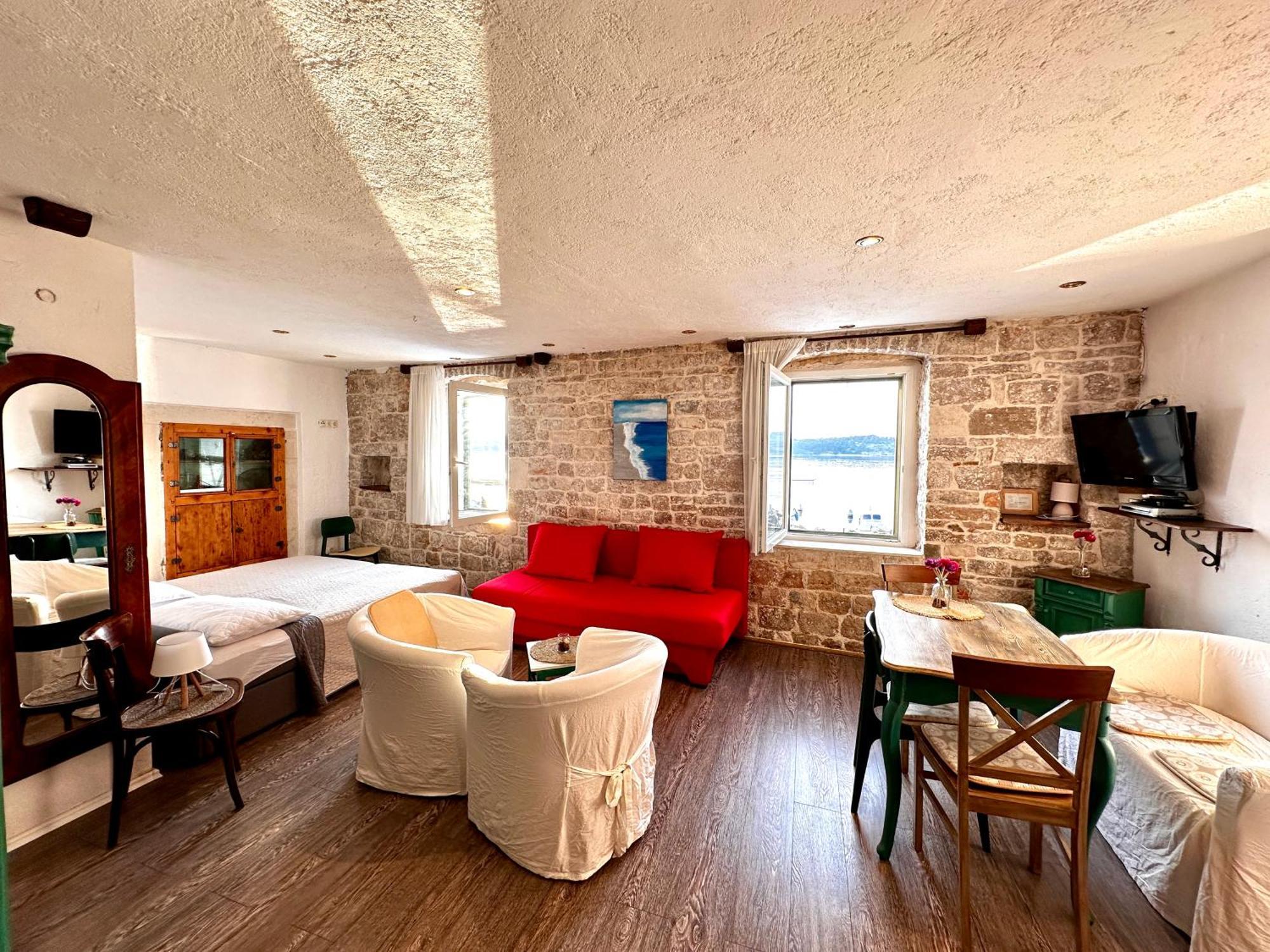 Apartments Trapula 希贝尼克 外观 照片